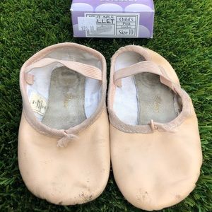 Dance Class ballet shoes, ballet pink, Sz 10